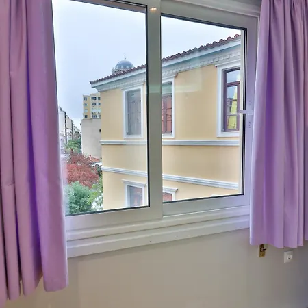 1 Bd Nikiou Cosy By Live&travel Athens