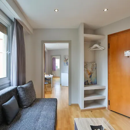 1 Bd Nikiou Cosy By Live&travel Athens