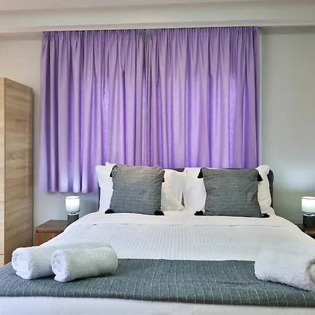 1 Bd Nikiou Cosy By Live&travel * Athens